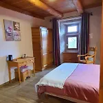 Bed & Breakfast D'hotes Les Violles 3*